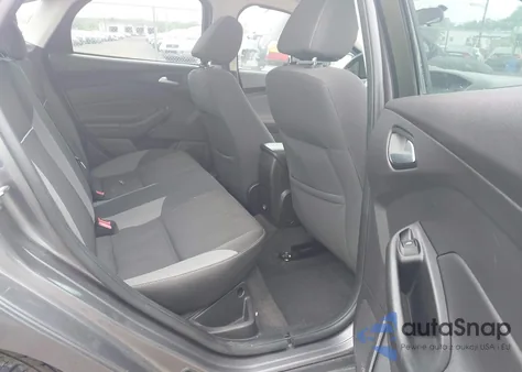 2013 Ford Focus Se z USA, uszkodzony, nr VIN 1FADP3F25DL358423